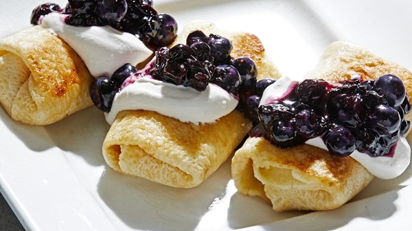 Classic cheese blintzes