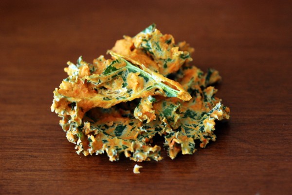 Classic cheesy kale chips