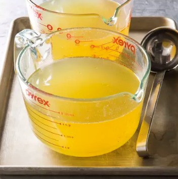 Classic chicken broth