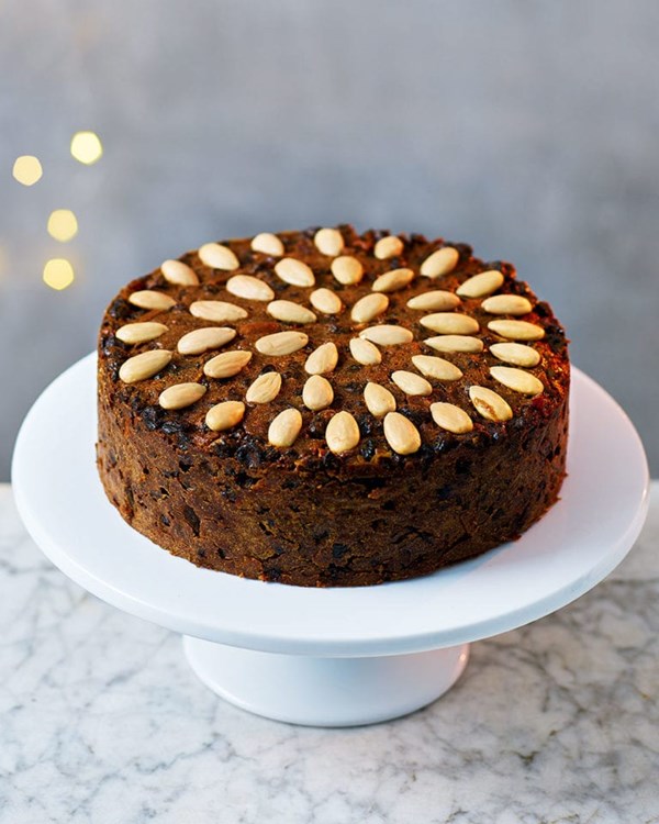 Classic Christmas cake 