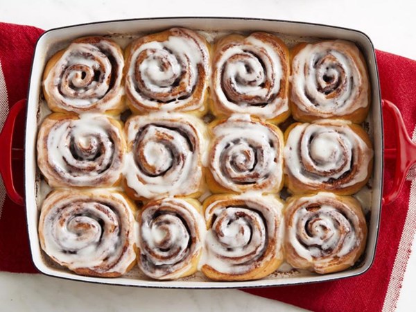 Classic cinnamon rolls