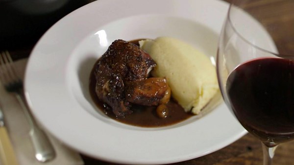 Classic coq au vin - à la Floyd