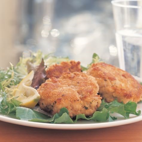 Classic crab cakes