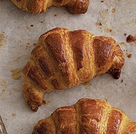 Classic croissants