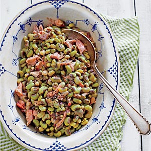 Classic fresh field peas