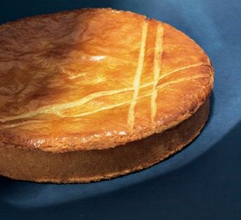 Classic gâteau Basque
