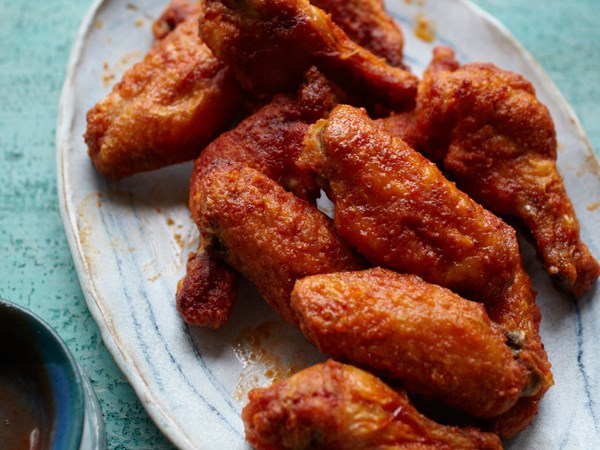 Classic hot wings
