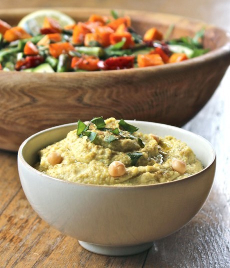 Classic hummus