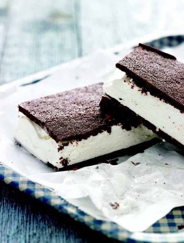 Classic ice cream sandwiches