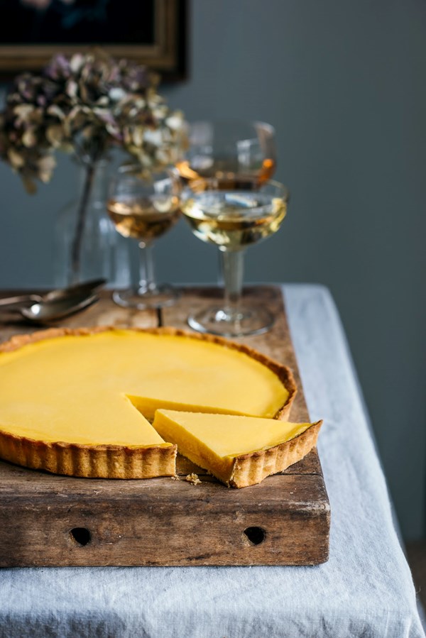 Classic lemon tart