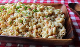 Classic macaroni salad