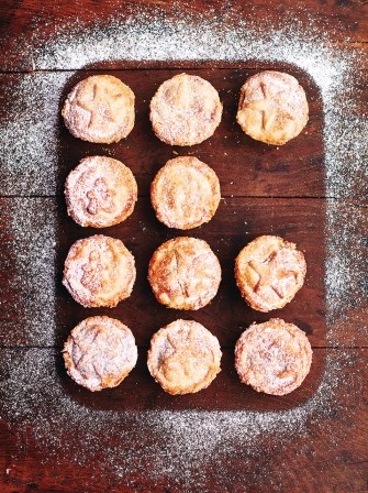 Classic mince pies