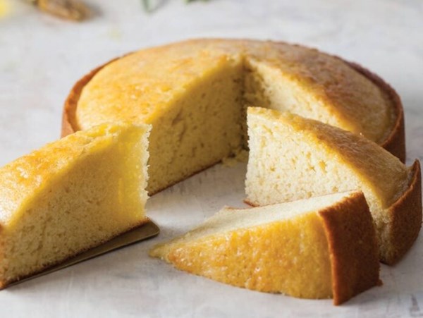 Classic olive oil cake