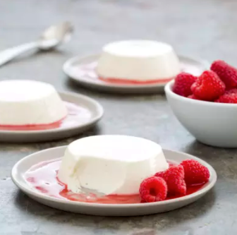 Classic panna cotta