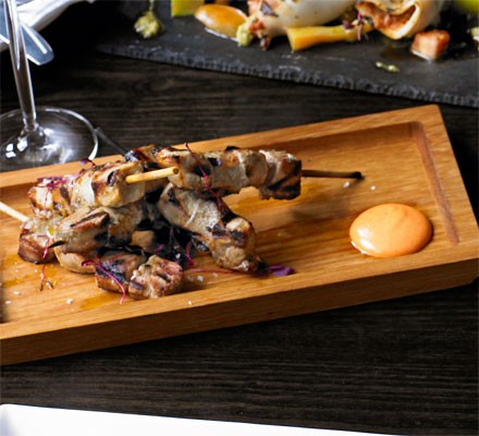 Classic pinchos morunos with piquillo alioli