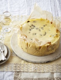 Classic Polish cheesecake (Sernik)