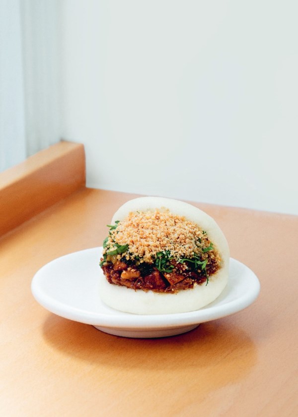 Classic pork bao