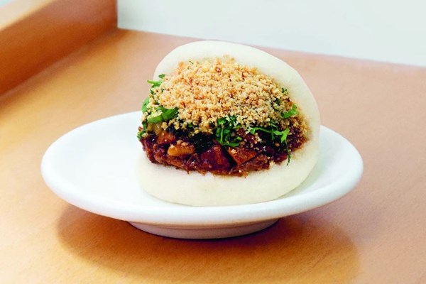 Classic pork bao