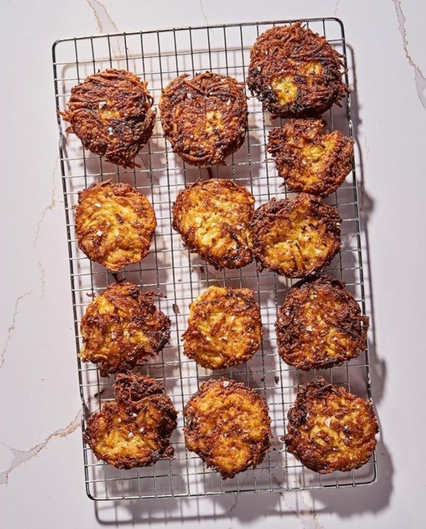 Classic potato latkes