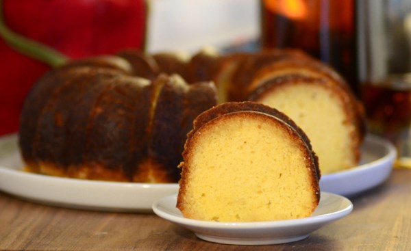 Classic rum cake