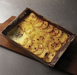 Classic scalloped potatoes