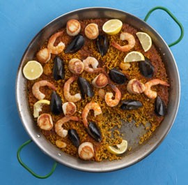 Classic seafood paella