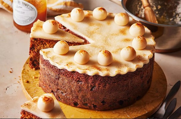 Classic simnel cake