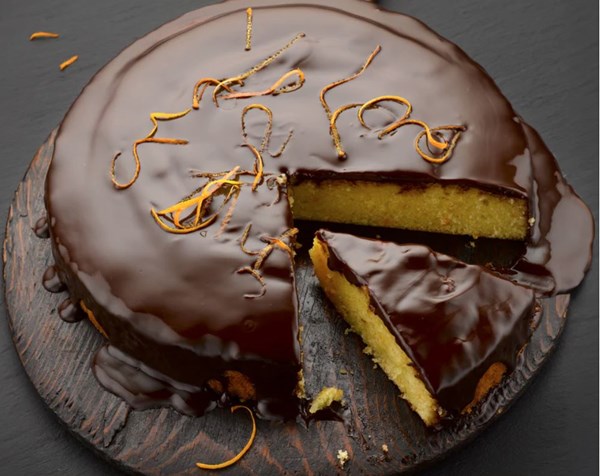 Clementine & almond syrup cake