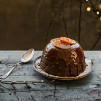 Clementine and chocolate Christmas pudding