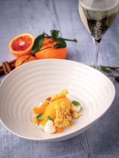 Clementine sorbet with sbrisolona cake (Sorbetto alle clementine con sbrisolona)