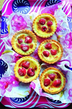 Clotted cream and raspberry brulée tartlets