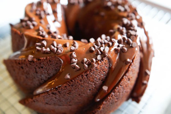 Cocoa bundt cake