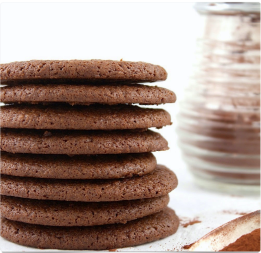 Cocoa molasses chews