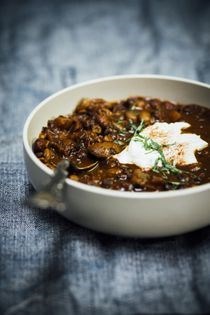 Cocoa-spiced bean and lentil soup