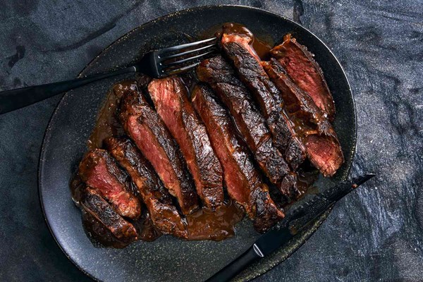 Cocoa-spiced steaks with red wine-chocolate sauce