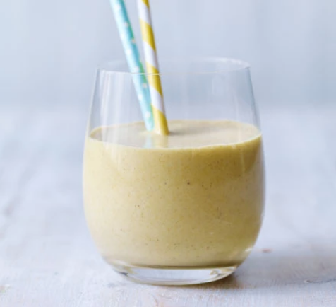Coconut & banana smoothie