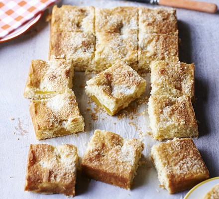 Coconut & mango sponge