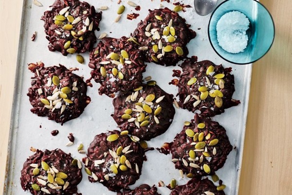 Coconut & pepita chocolate rounds