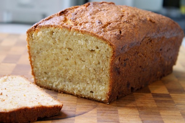 Coconut & vanilla banana loaf