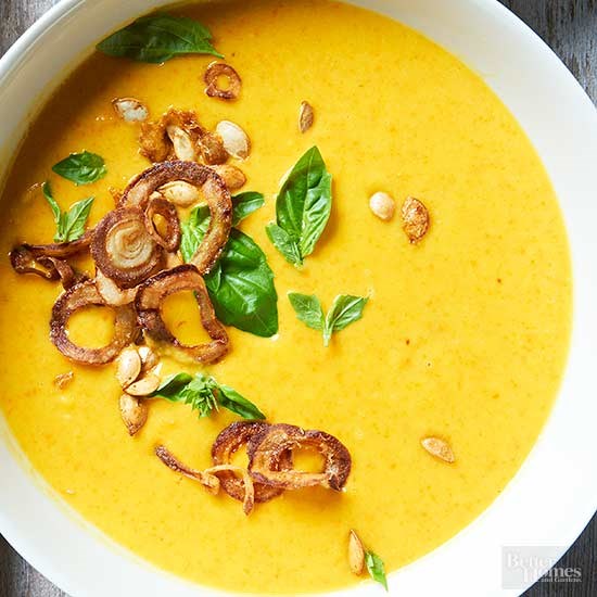 Coconut acorn squash & carrot soup