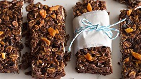 Coconut almond power bars [Michael van de Elzen]