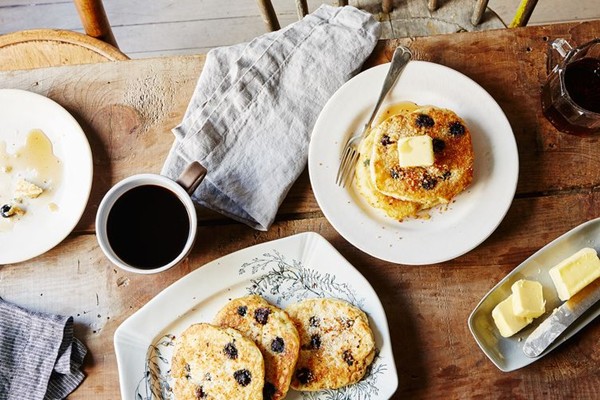 Coconut blueberry pancakes