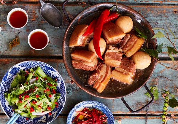 Coconut braised pork and egg (Thịt kho trứng)