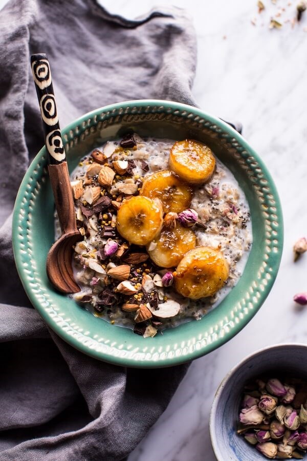 Coconut chia oats with caramelized bananas