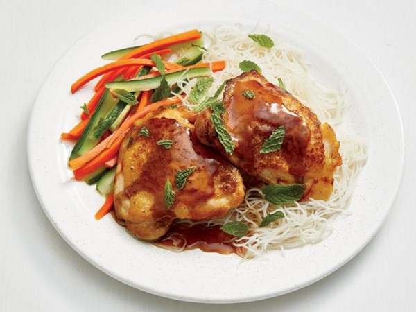 Coconut chicken with rice noodles