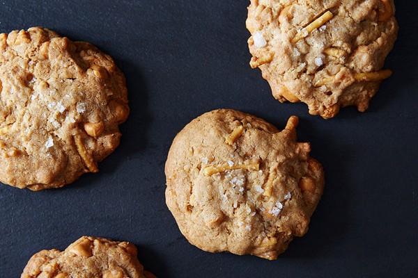 Coconut chow mein butterscotch cookies