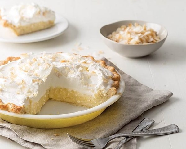 Coconut cream pie
