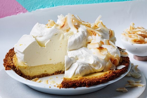 Coconut cream pie