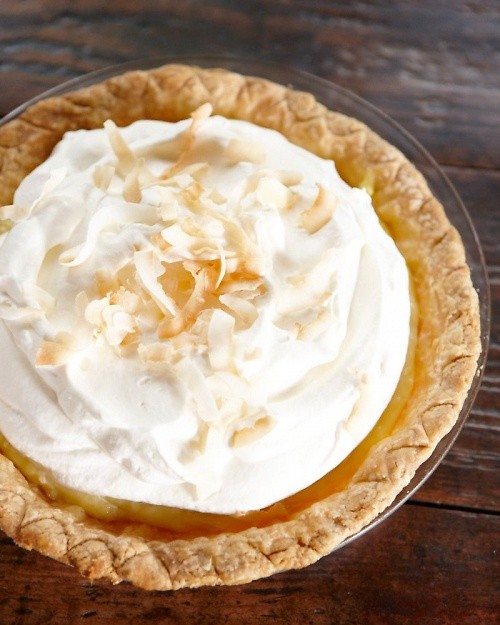 Coconut cream pie