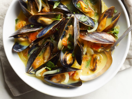 Coconut-curry mussels